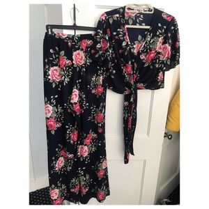 Two piece Show Me Your Mumu floral set!